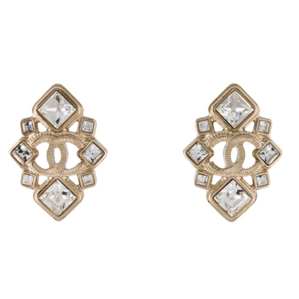 CHANEL 2025 Strass CC Logo Drop Earrings 25A (CCXX020)